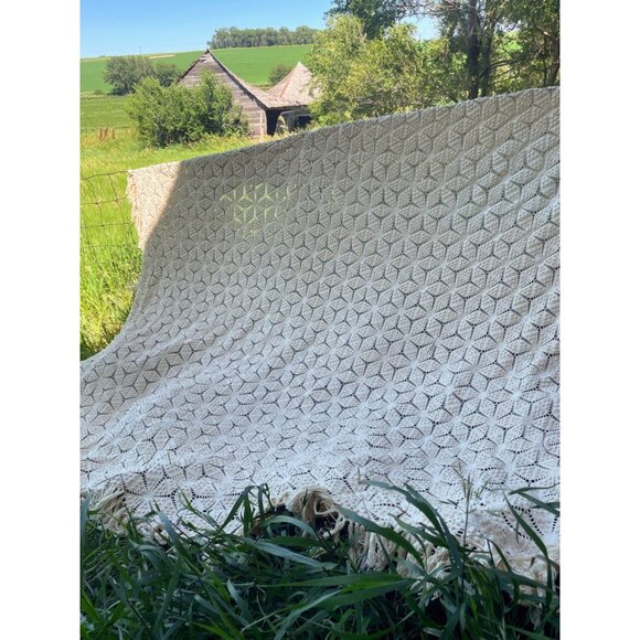 Antique 1930s Thread Cotton Crochet BedSpread star Pattern Fringe 98 x 81" - Picture 1 of 16